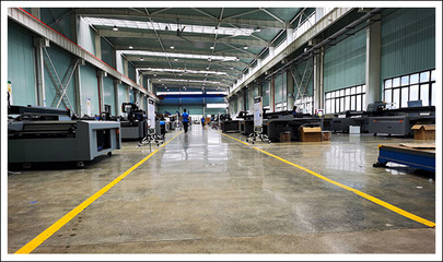 探索先進(jìn)廣告設(shè)備 深圳金谷田工廠UV平板打印機(jī)考察紀(jì)實